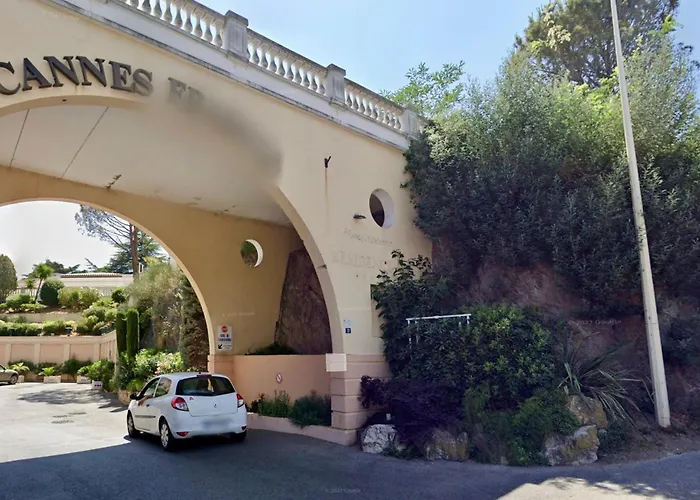 Les Ingres 2 - Scls * Cannes